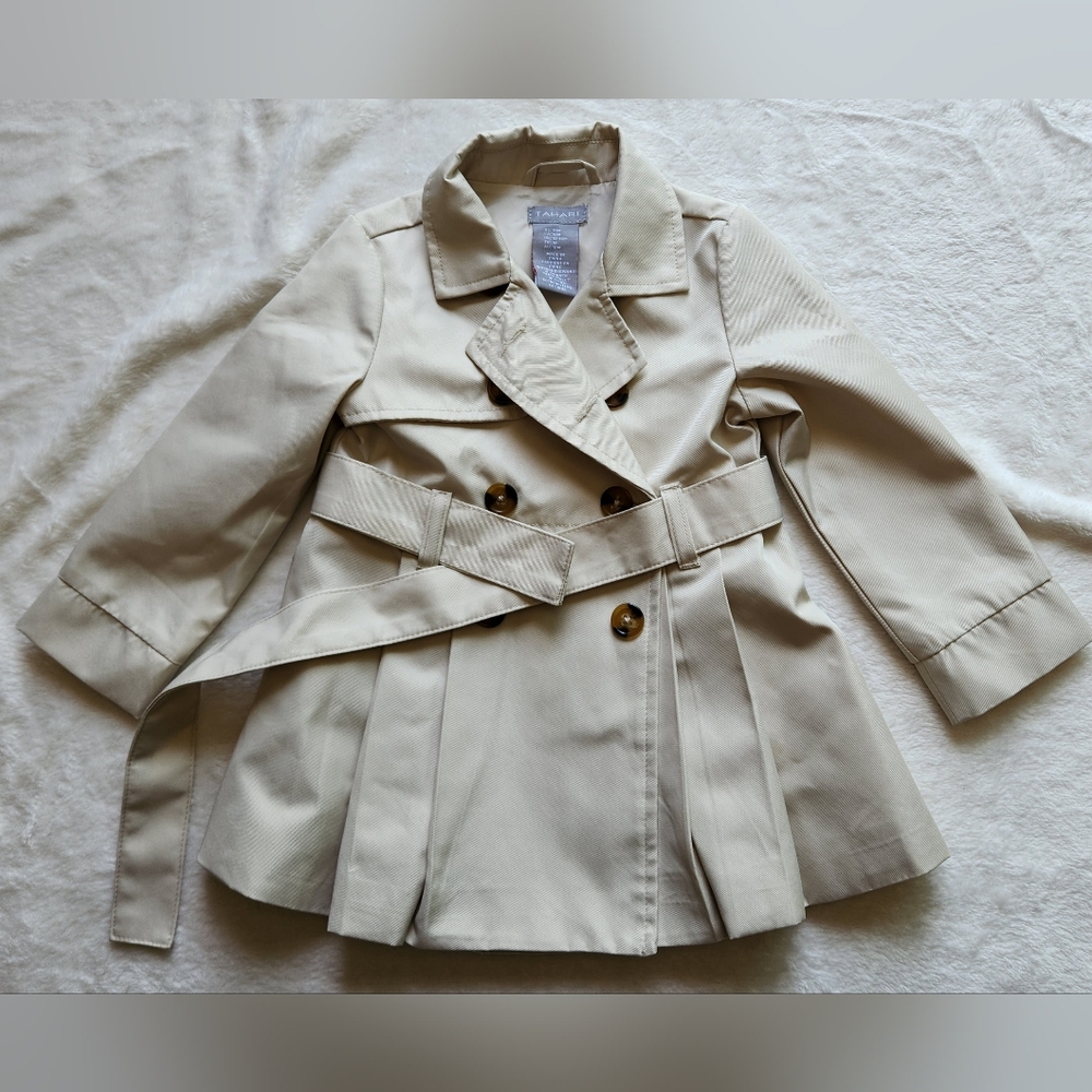 LIKE NEW Tahari Kids Cream Trench with Belted Waist and Classic Collar